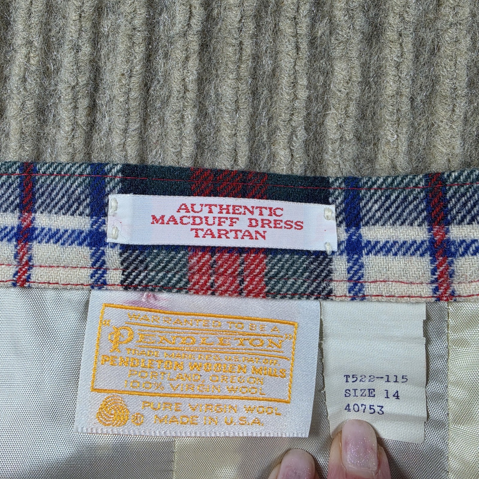 VTG Pendleton Authentic Macduff Tartan Slim Line Wool Skirt Size 14 EUC
