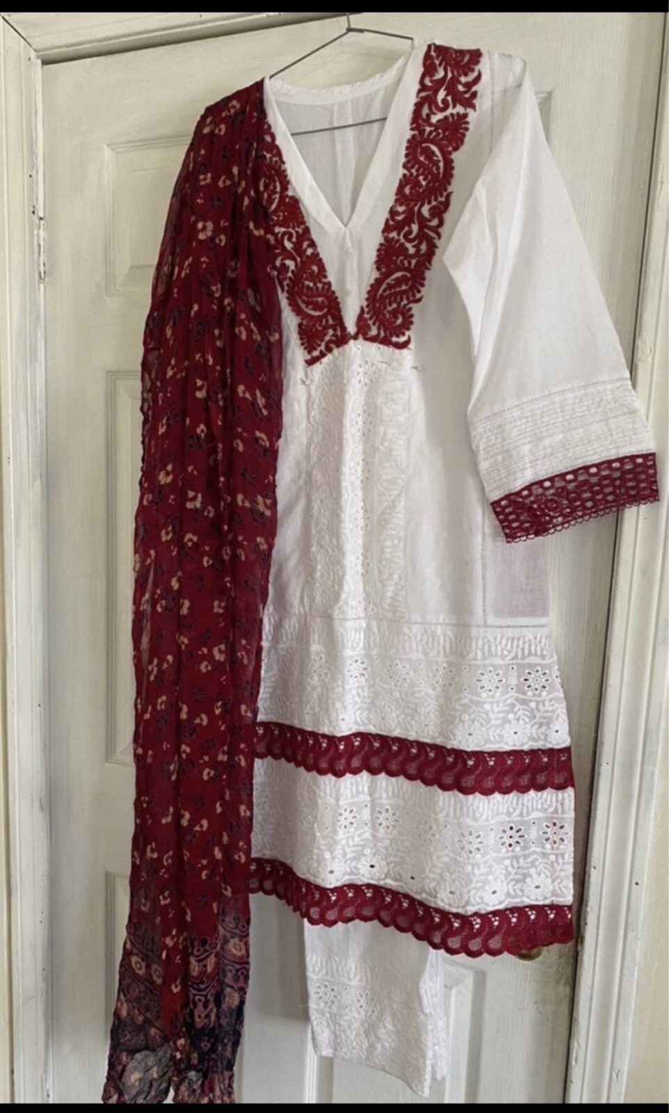 Pakistani Embroidered Chickenkari 3 piece Stitched Dress