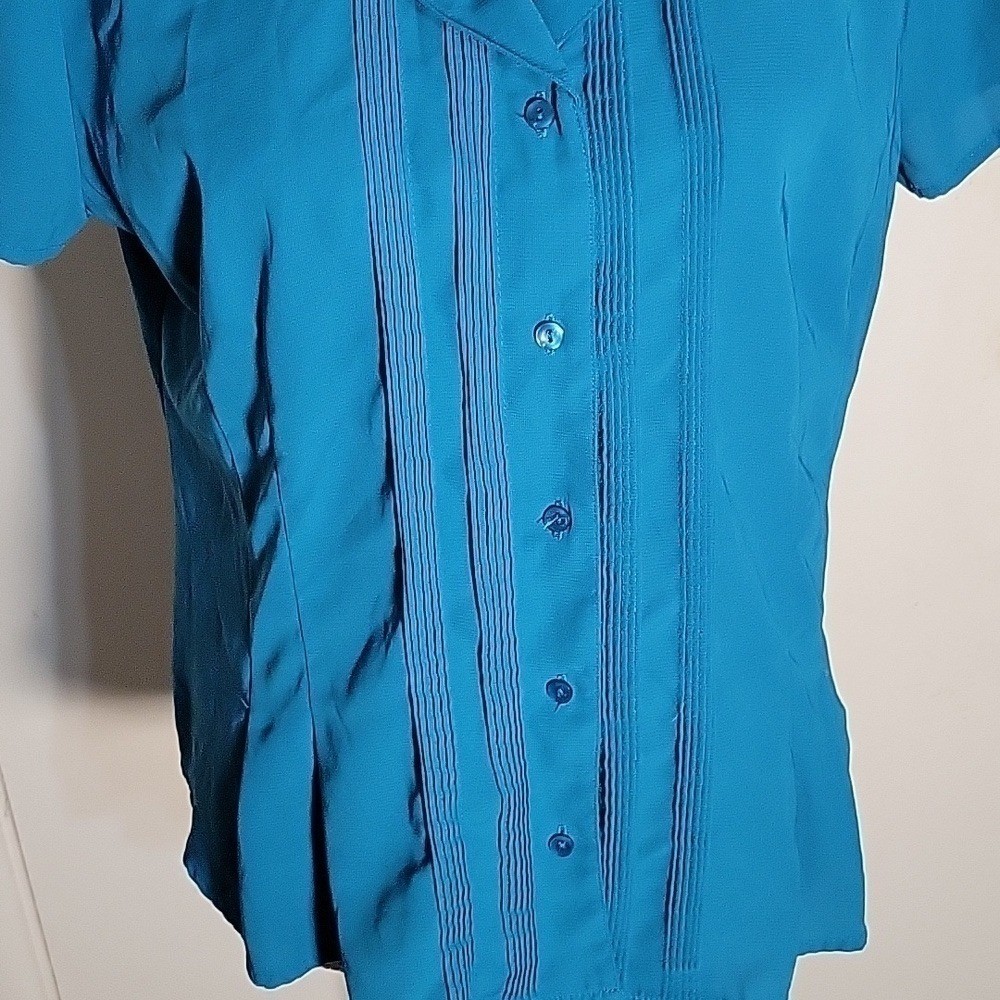 CROFT & BARROW Blue Short Sleeve Button Down Top Pleated Shawl Collar Blouse