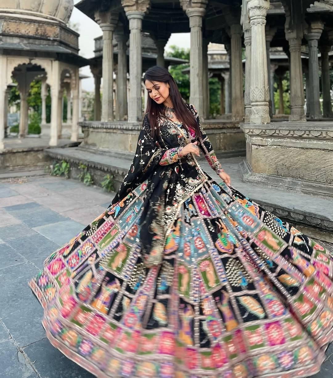 LEHENGA CHOLI INDIAN BOLLYWOOD WEDDING PARTY PAKISTANI WEAR READYMADE