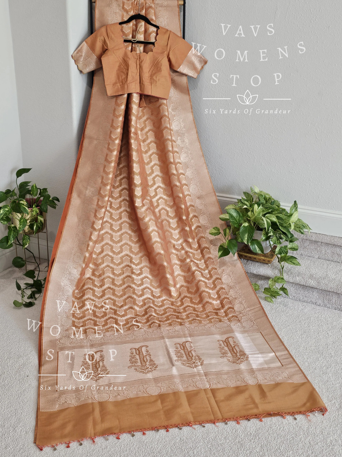 Benarasi Uppada Katan Silk Tissue Saree – Blouse