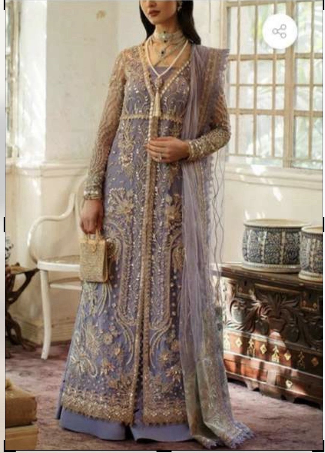 Absolutely beautiful Designer Outfit by Suffuse Brand in Small Size