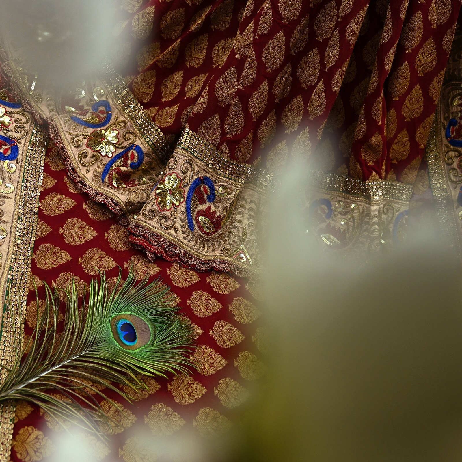 Pre-Owned Sari Georgette Silk Hand Embroidered Designer Manish Malhotra Sarees