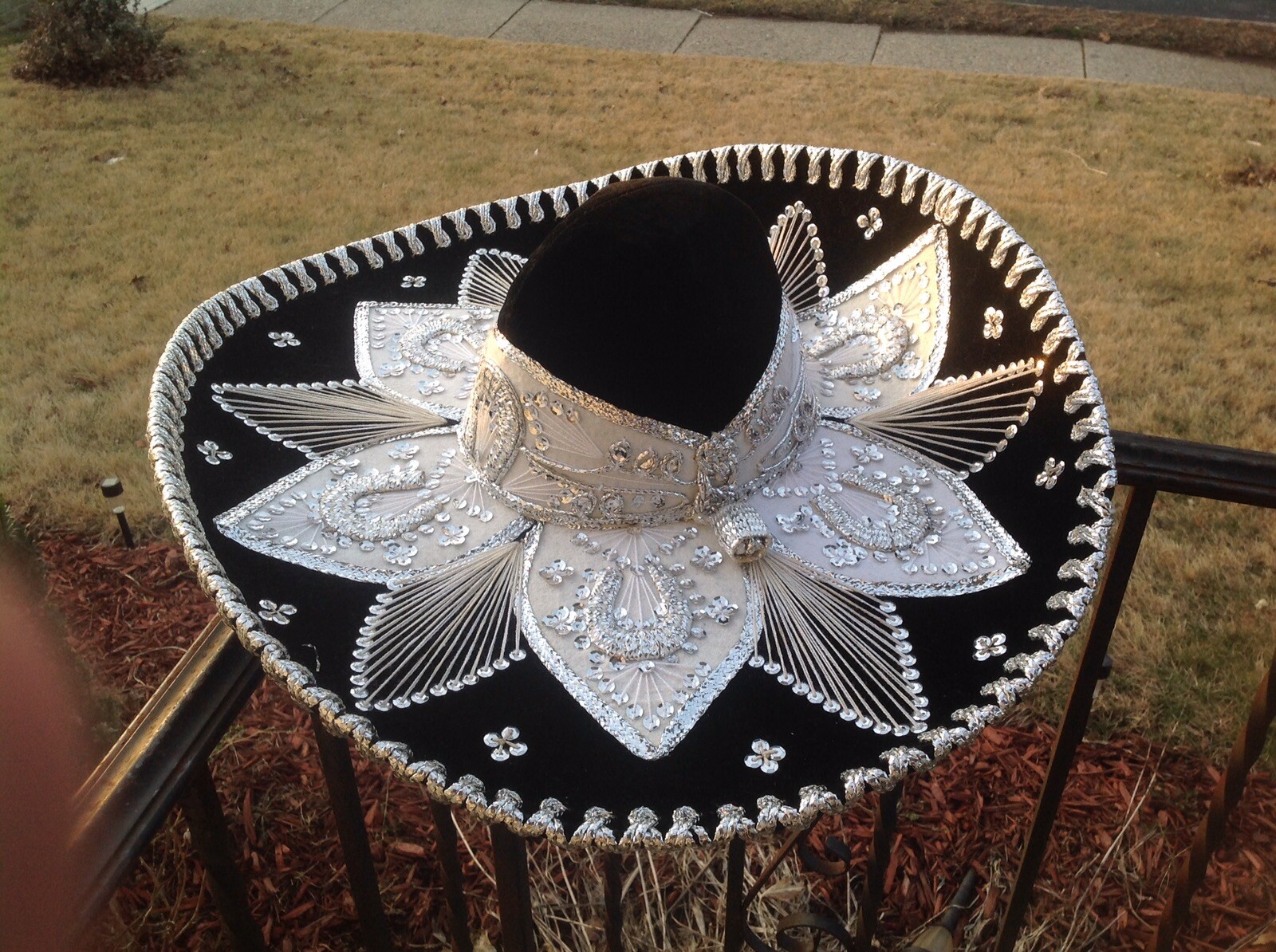 Salazar Yepez Sombrero Mariachi Black Velvet Silver Mexican Hat Charro Horseshoe