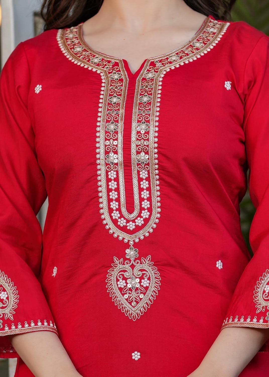 Women Embroidered Viscose Chanderi Fabric Straight Kurta, Pant and Dupatta Set