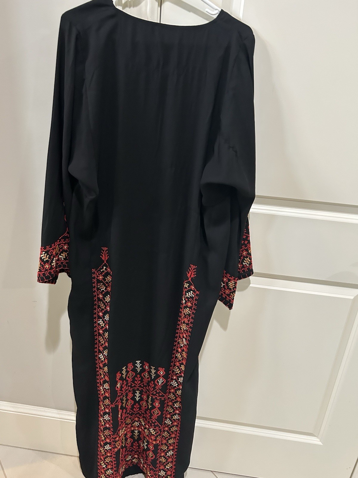 Handmade Tatreez Embroidery Palestinian Thoub / Large /