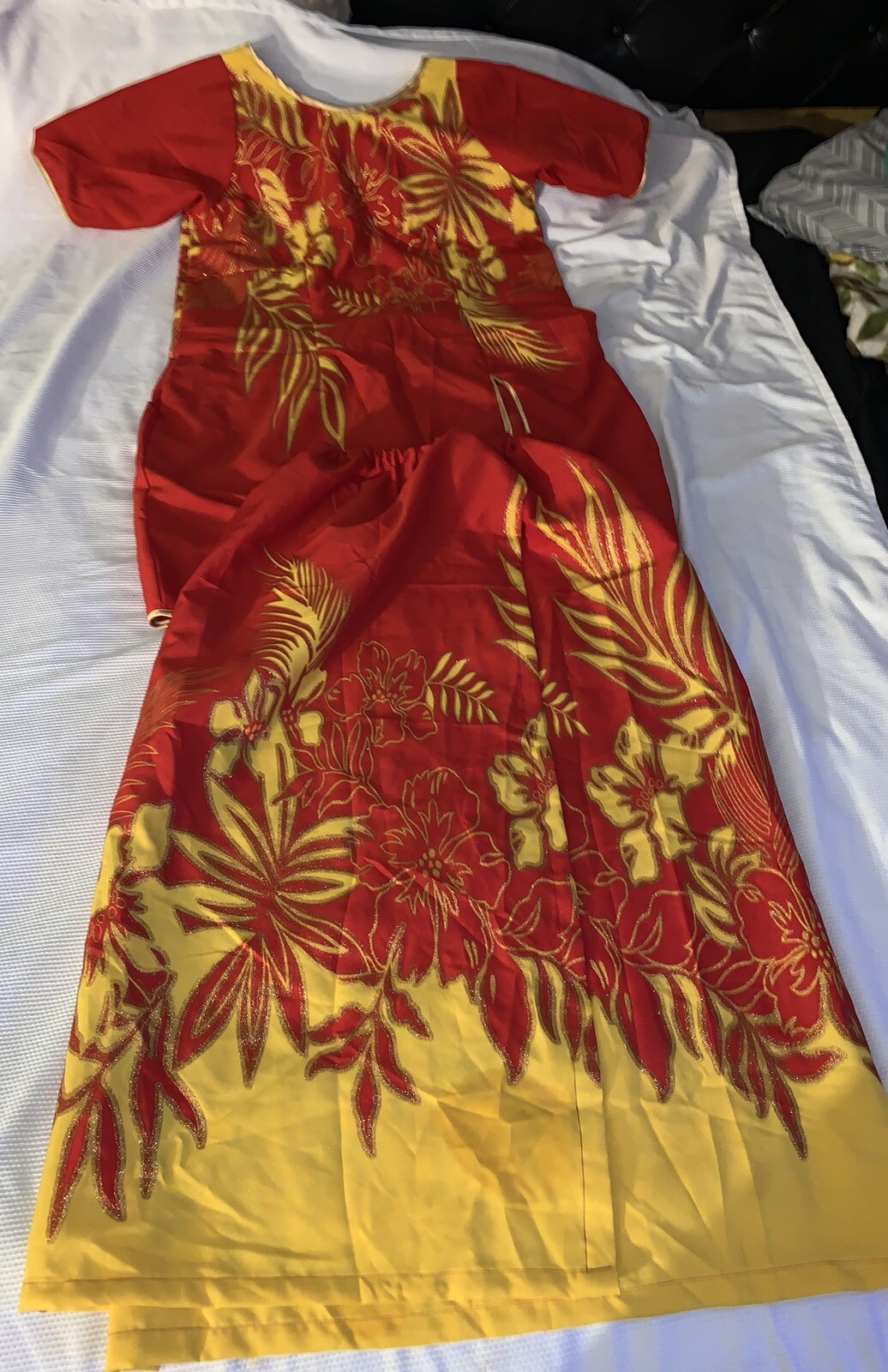 Hawaiian/Polynesian Outfit Handmade Unknown Size See Picture For Measurement