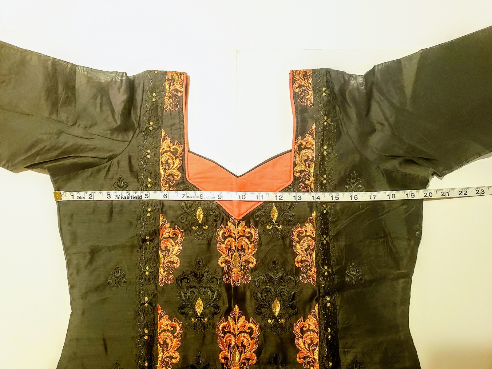 ♡NEW♡ Forest Green & Peach & Gold Embroidered Traditional Kurta •Woman’s Large•