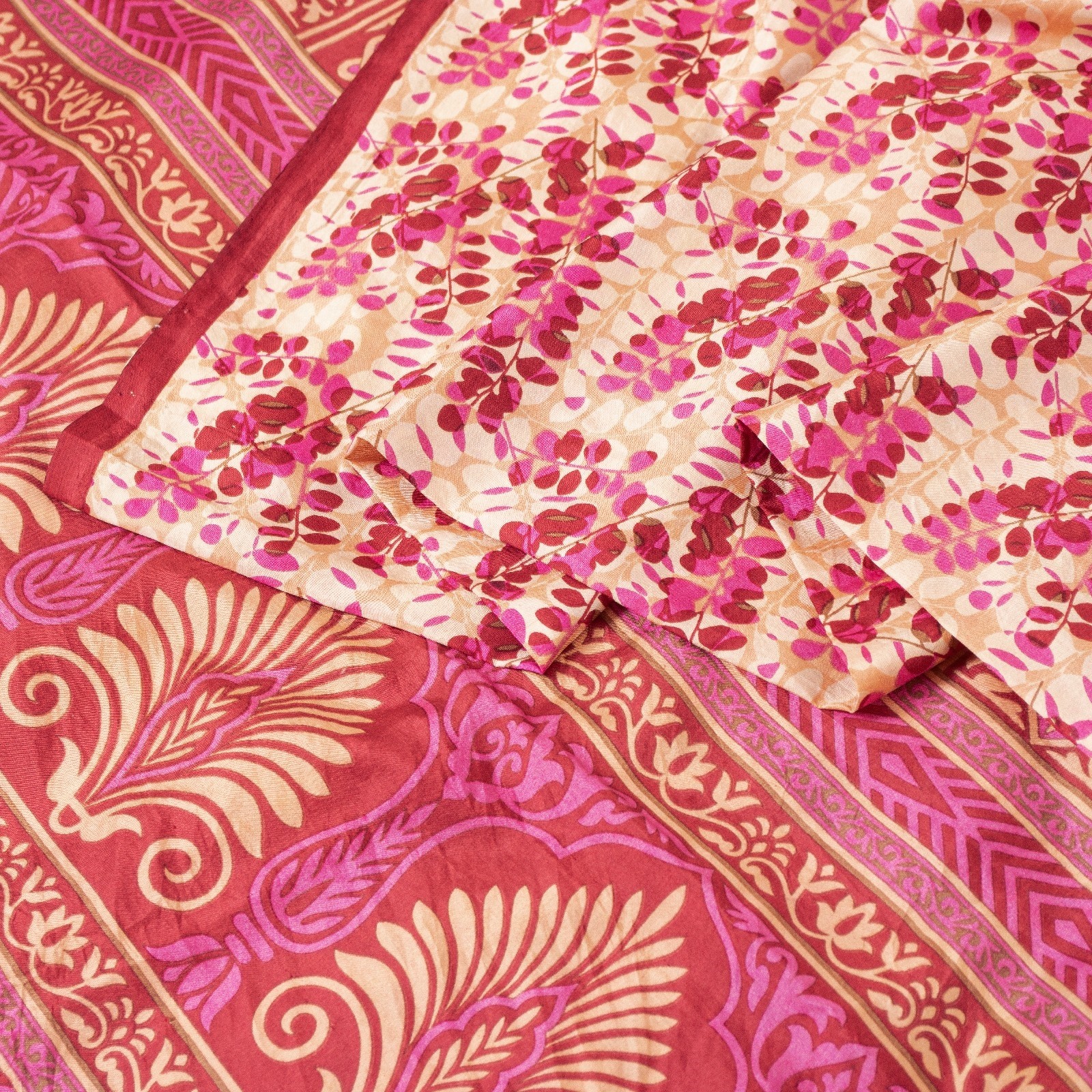 Sanskriti Vintage Sarees Ivory & Red Pure Silk Floral Printed 6+Yd Fabric Sari