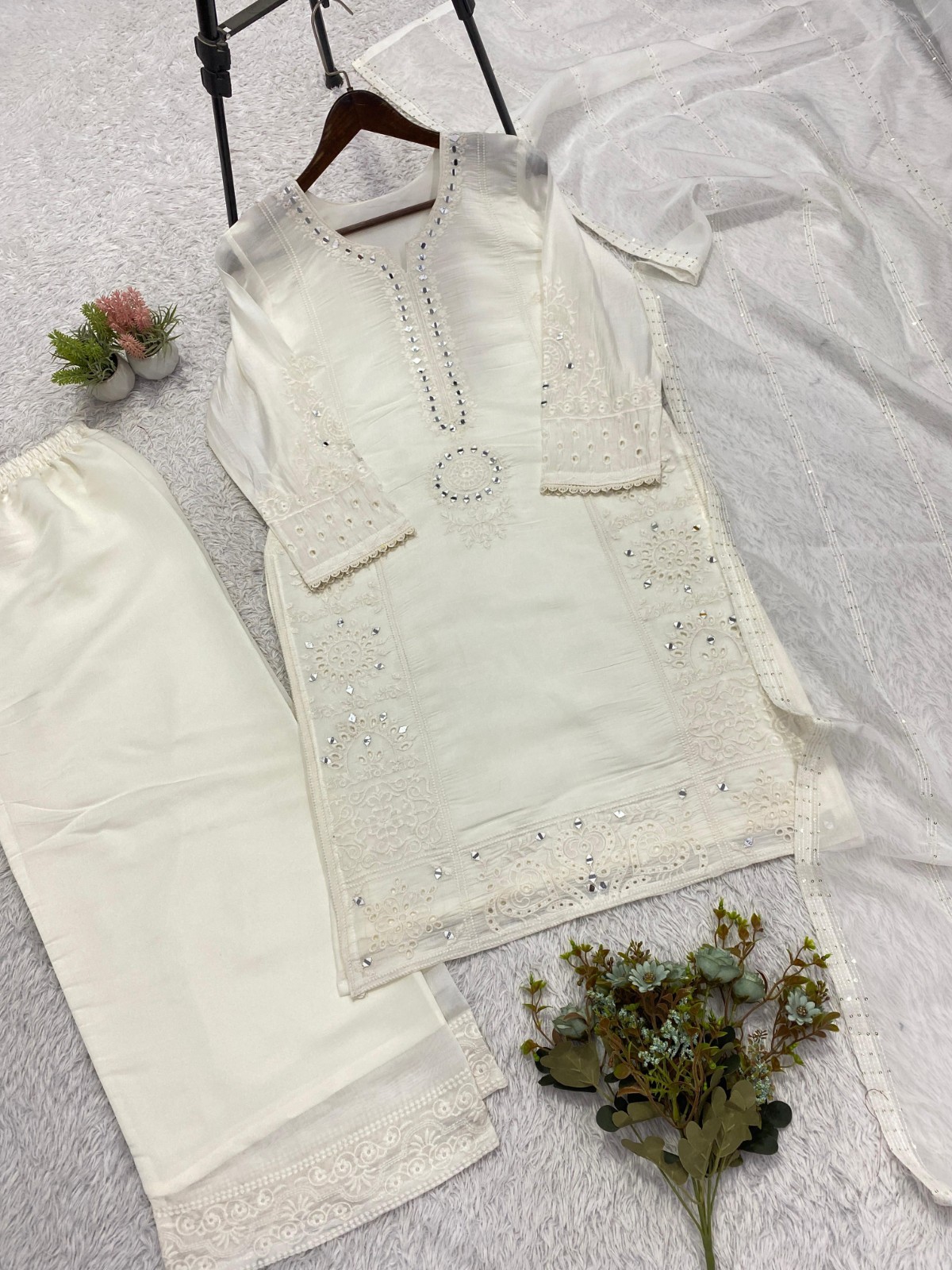 Presenting New Mal Chanderi White Palazzo Suit With Dupatta For Traditional Wear