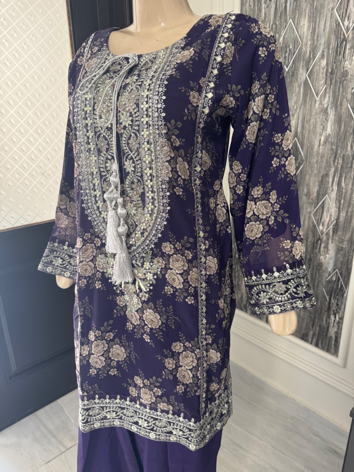 Pakistani Dark Purple Georgette Straight Shirt 3-PCS dress ,S