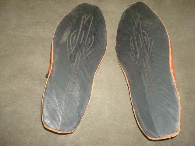 FASHIONABLE HANDMADE TRADITIONAL MIDDLE EASTERN SHOES