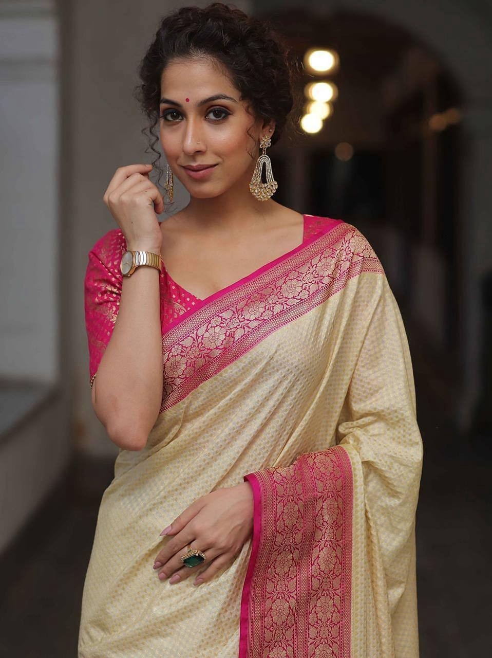 Designer Sari Cream Bollywood Style Bridal Silk Saree Blouse South Indian Party