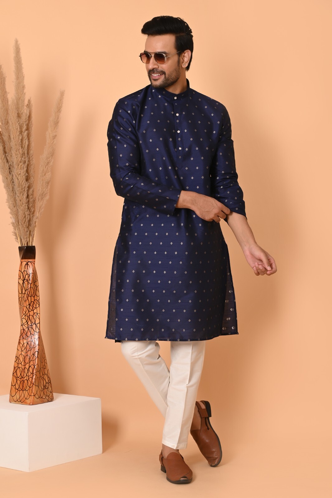 sherwani sherwani Men’s Luxury | latest elegant Sherwani with handwork for India