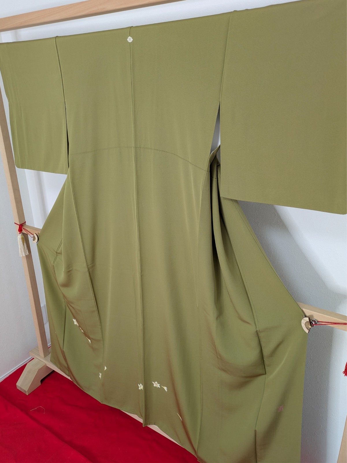 Vintage Japanese Kimono Silk Tomesode Green Hand Painted White Flower 1 Crest