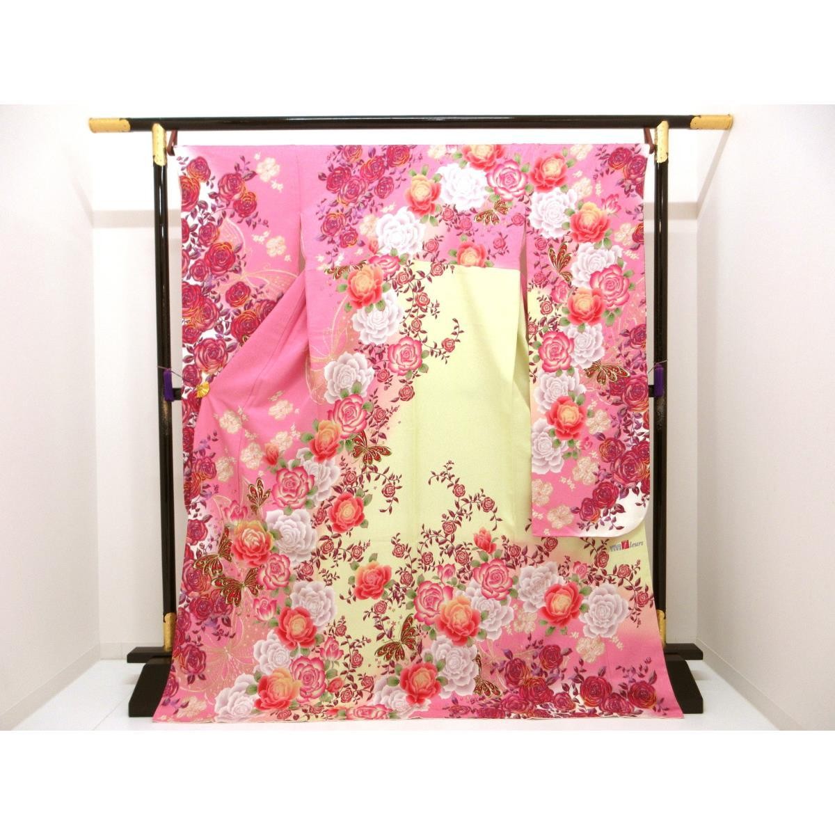 Authentic [Unused] JAPANESE KIMONO, Yuzen dyeing with gradation and embroide…
