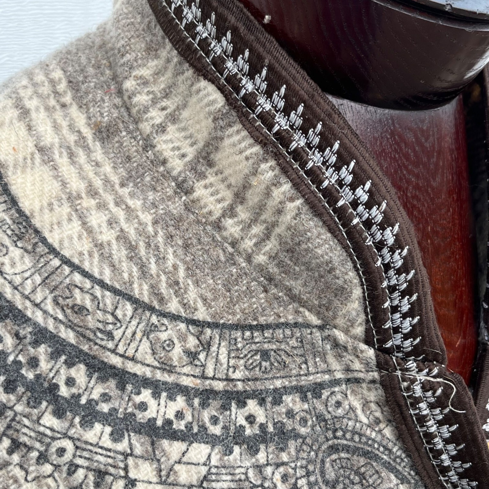 Wool Souvenir Mexico Poncho Printed Inca Maya Plaid Embroidered Accent