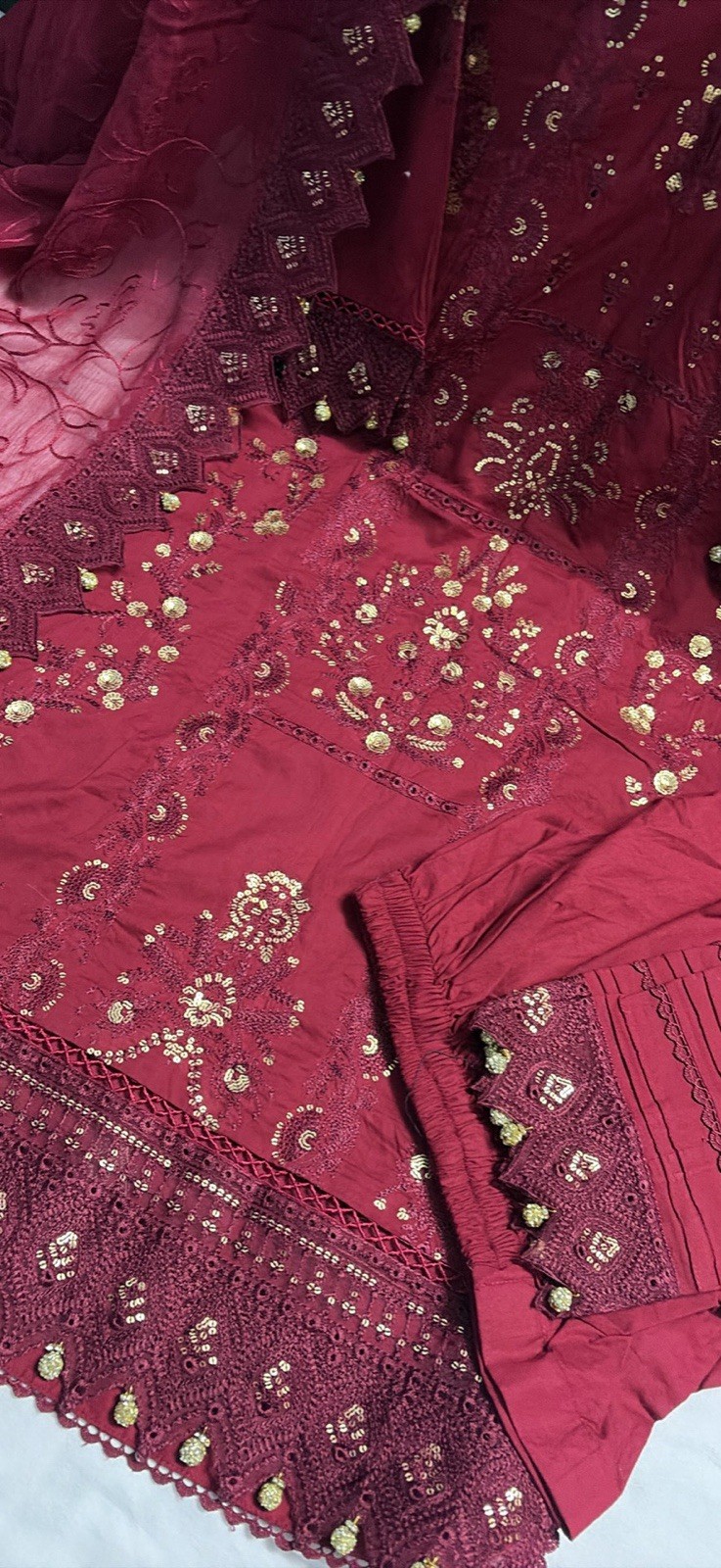 Indian Pakistani Lawn Embroidered Three Piece Suit Size Small New With Zipper