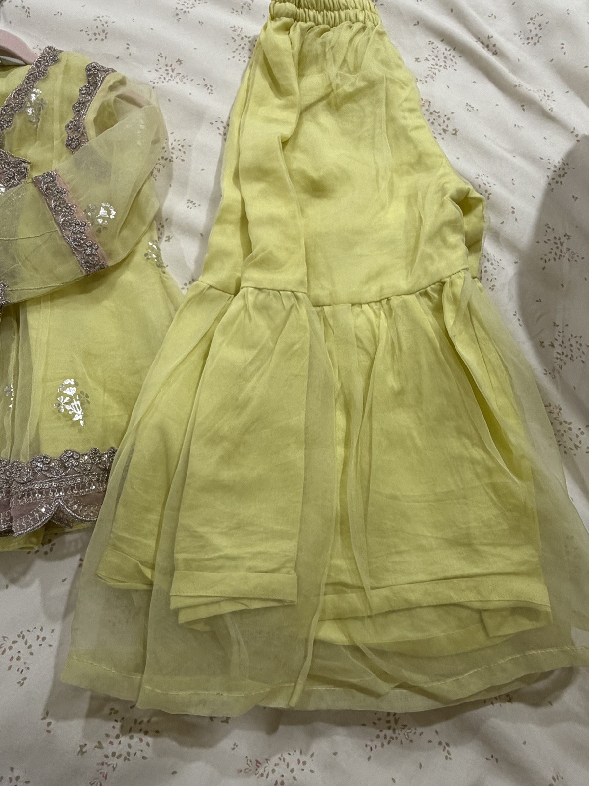 Pakistani Kids Girls eid and partywear designer dress 4 years size