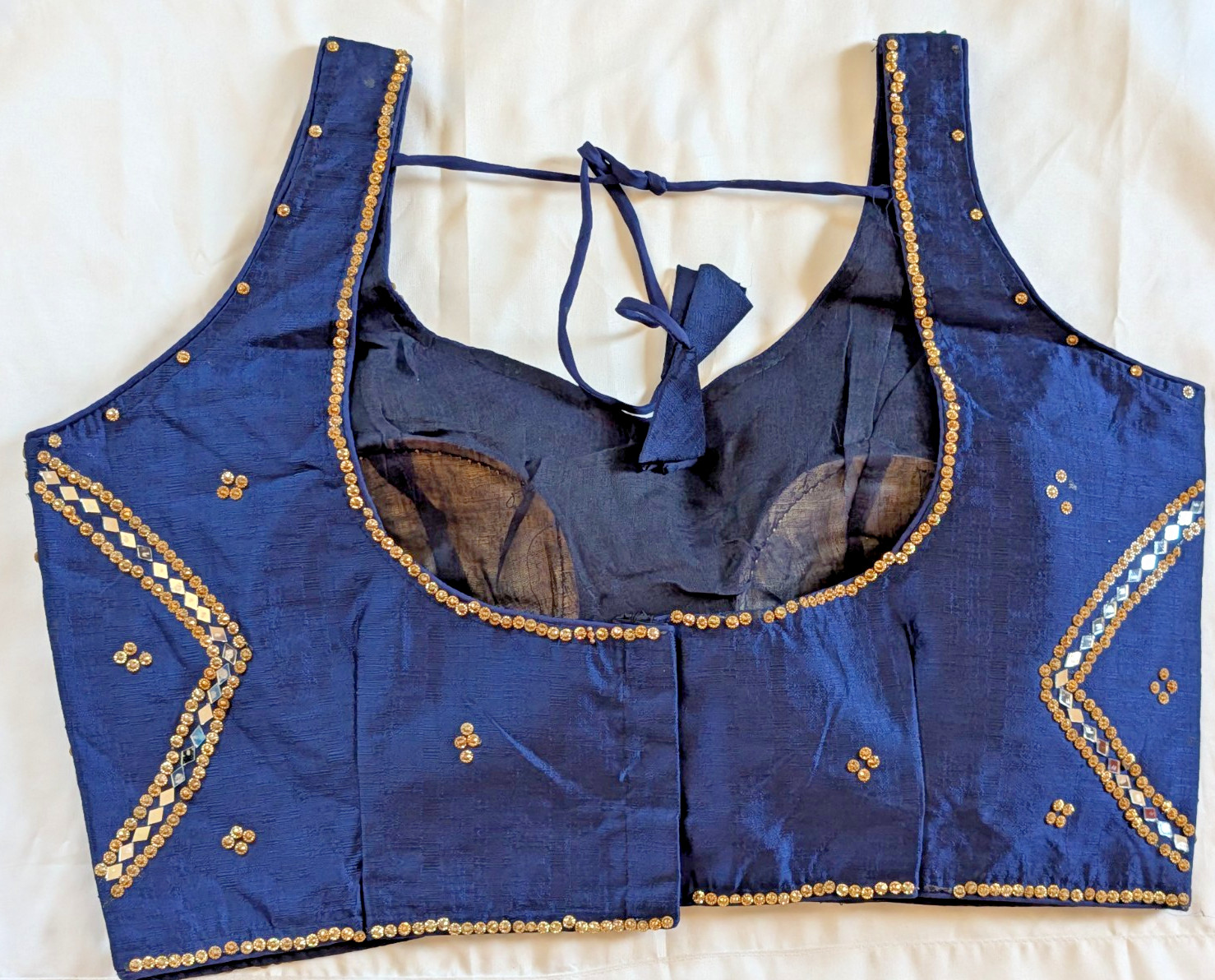 Saree Blouse Choli Readymade Mirror Golden Bead Latkan Sleeveless Blue 5″x19″