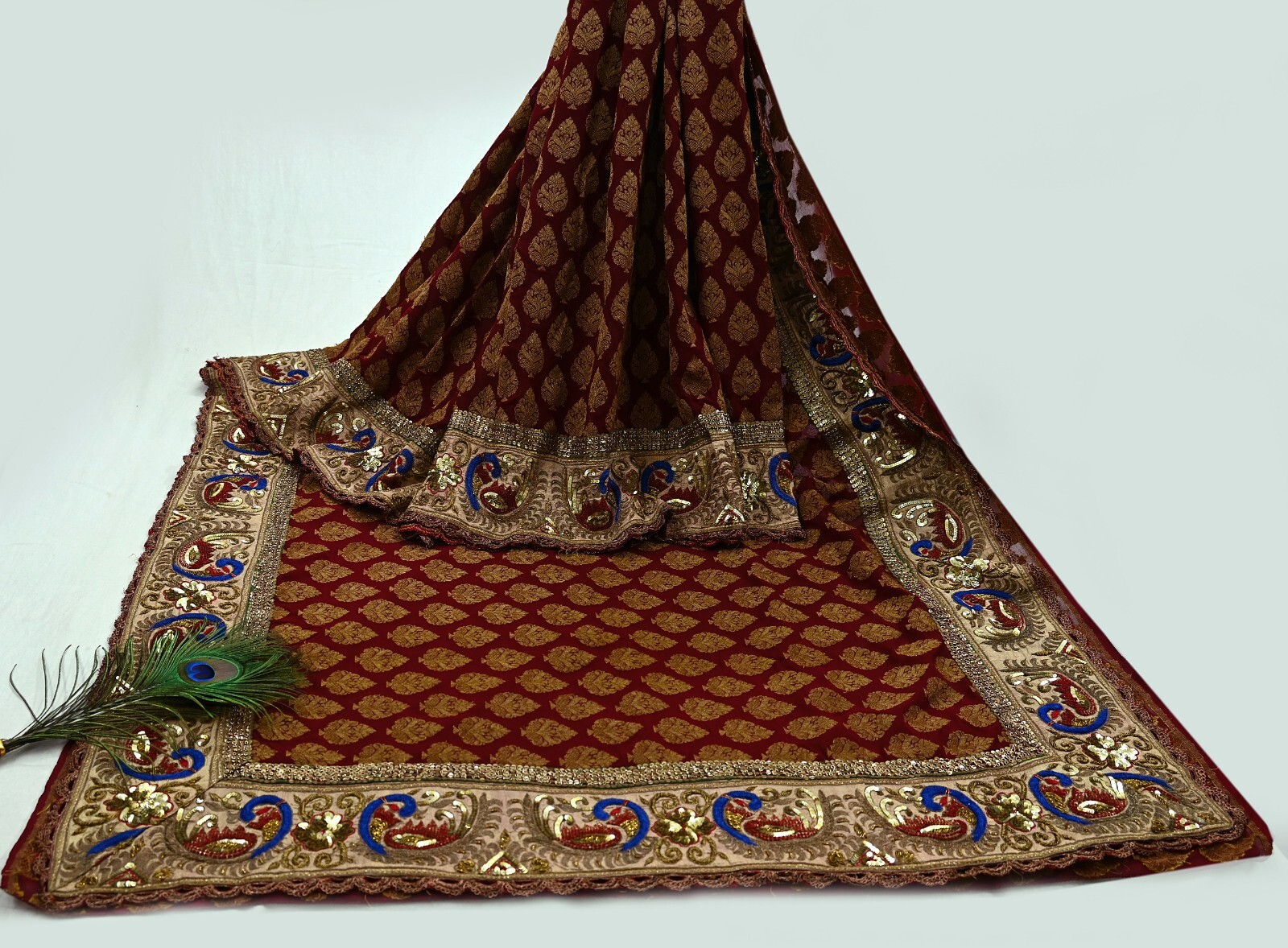 Pre-Owned Sari Georgette Silk Hand Embroidered Designer Manish Malhotra Sarees