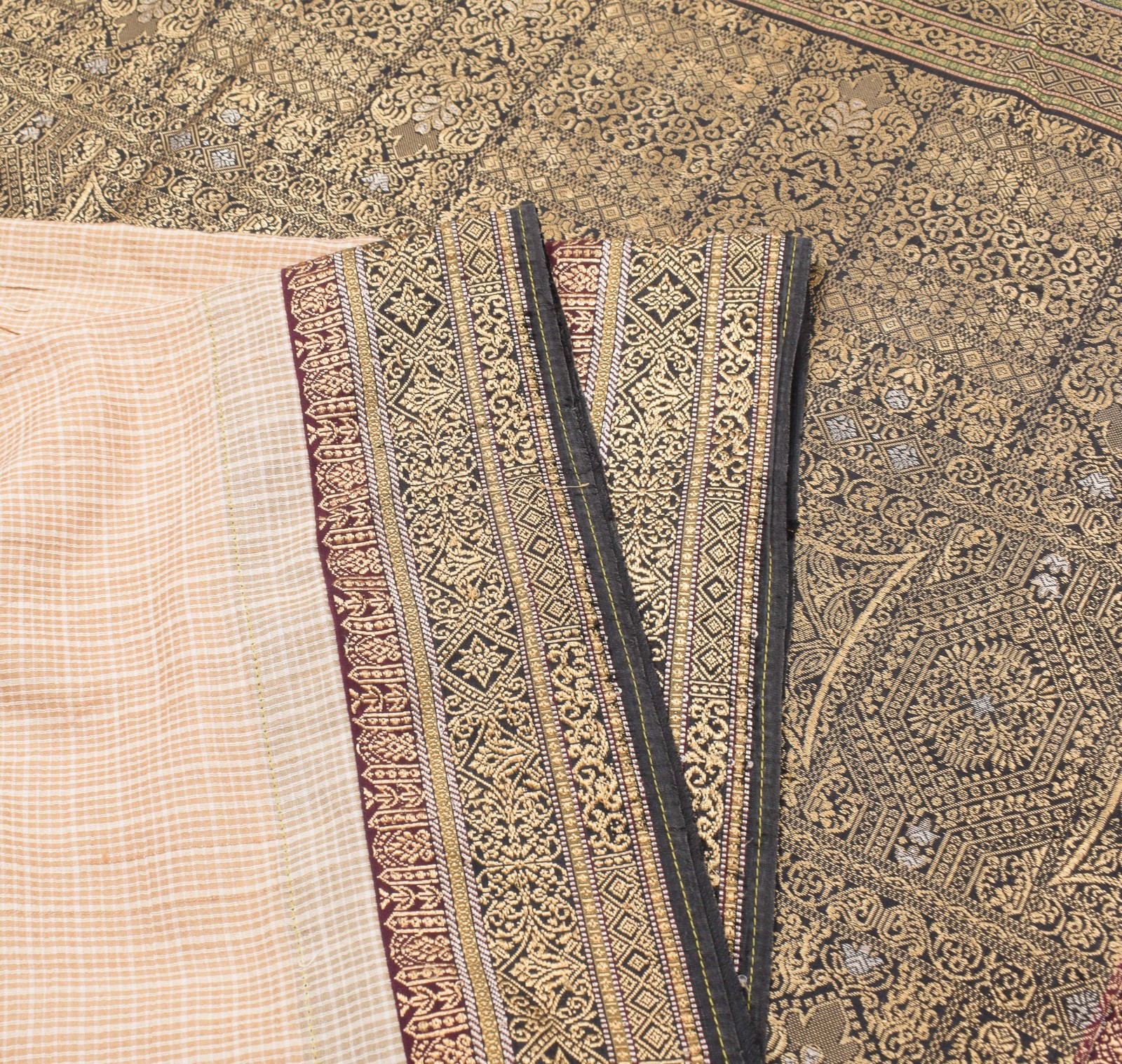 Sushila Vintage Beige Saree Pure Cotton Silk Checks Woven 6YD Sari Fabric