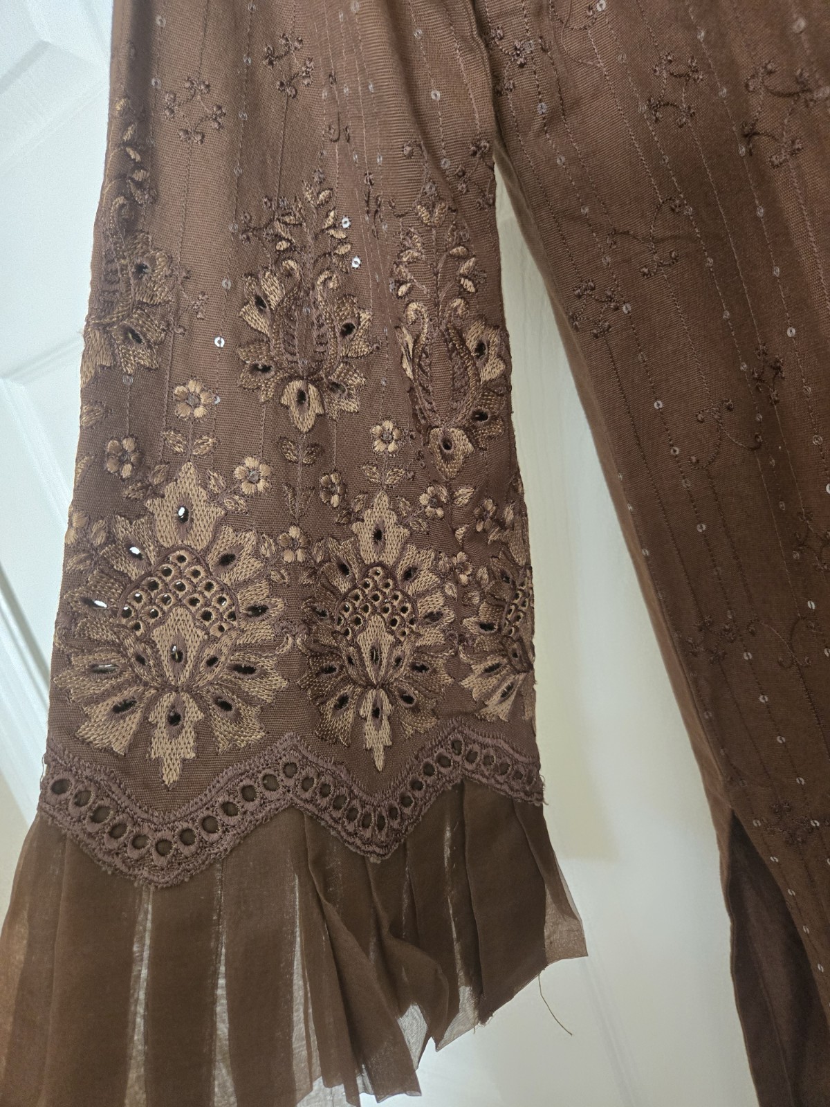 Maria B. 3 PC embroidered/ Sequenced Formal/ Semi Formal Party Wear – XS