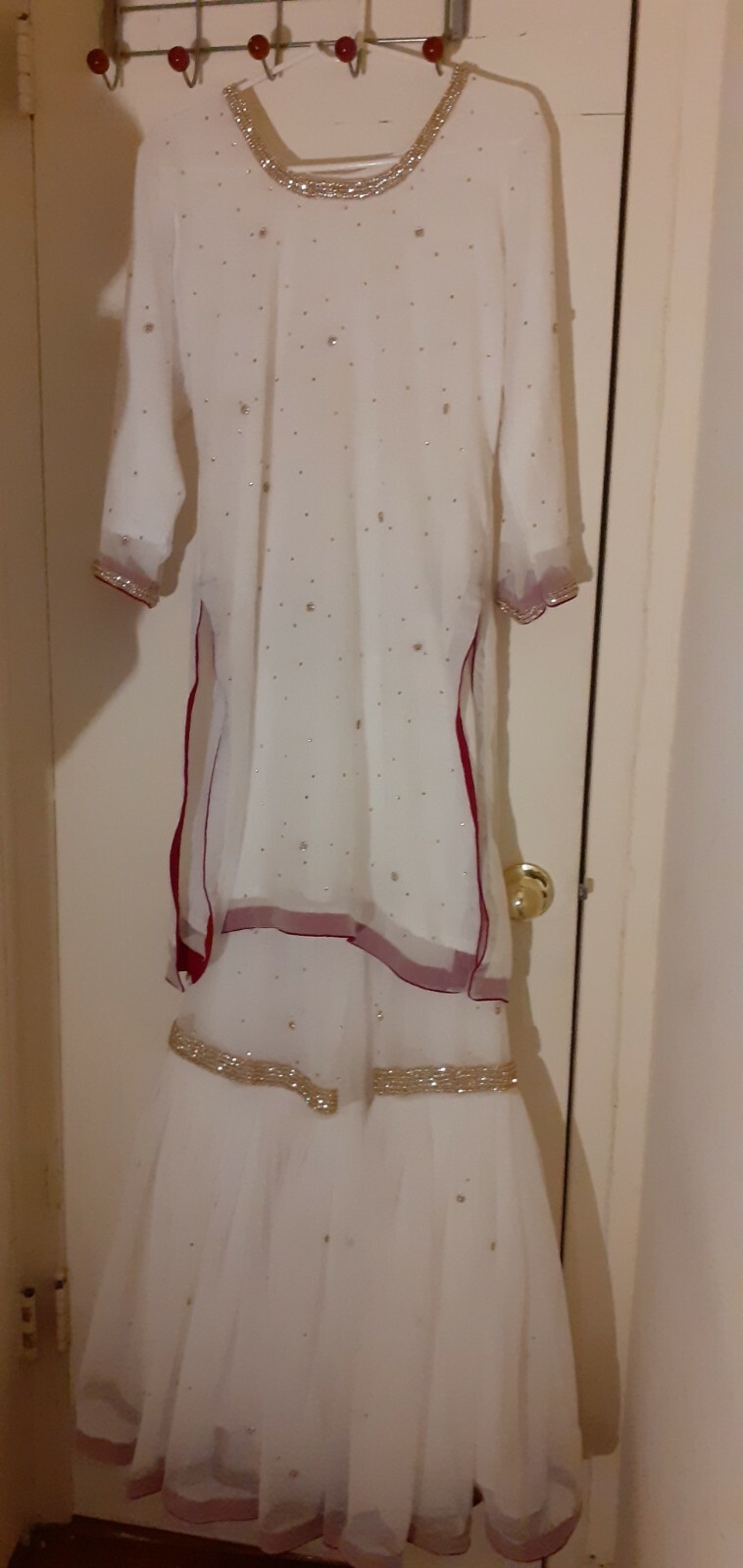 White Bridal Wedding Walima Nikkah Mayoun Mehndi ShararaGhararah Pakistan Indian