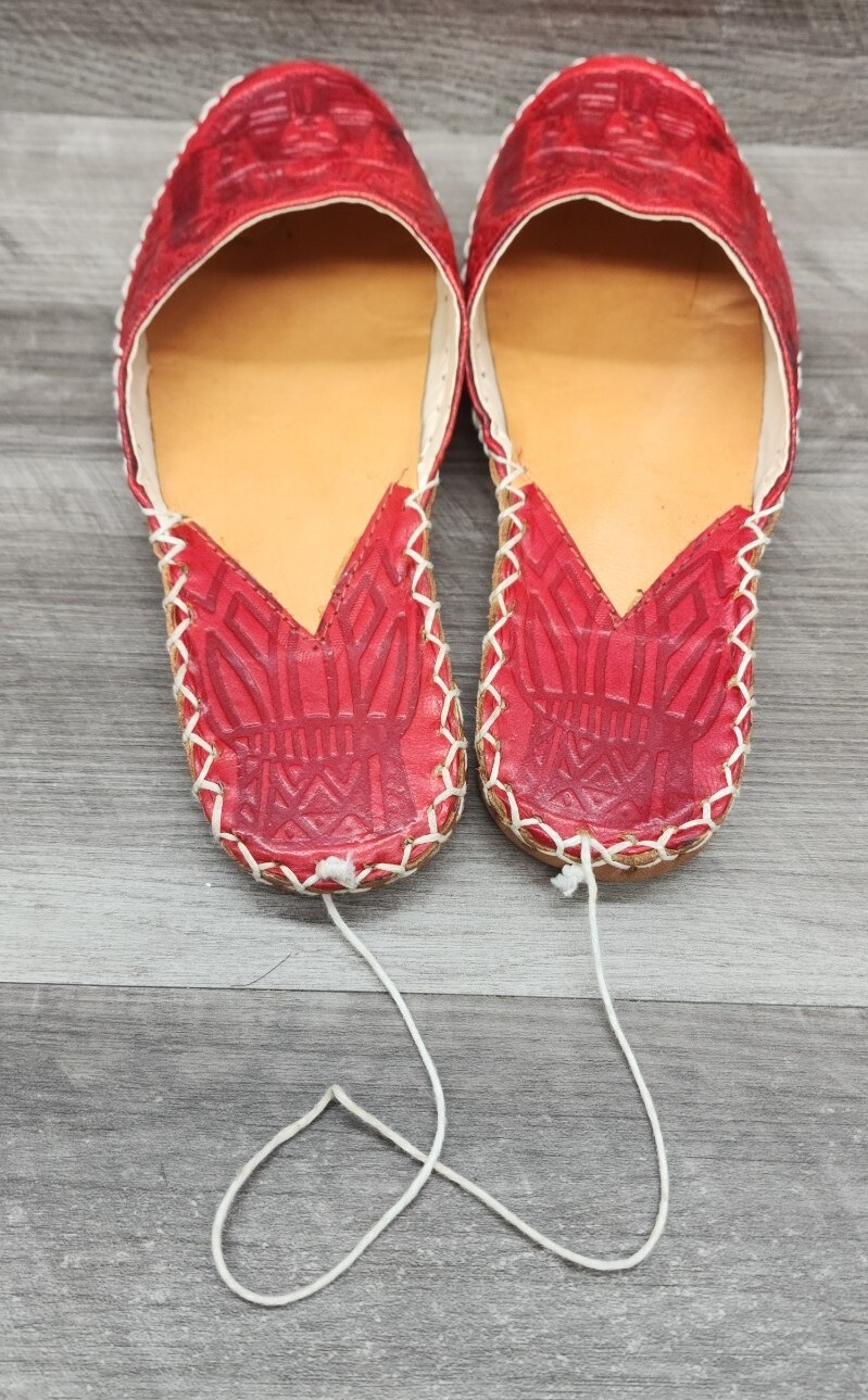 New Red Leather Slip On Slippers Middle Eastern Etched Leather