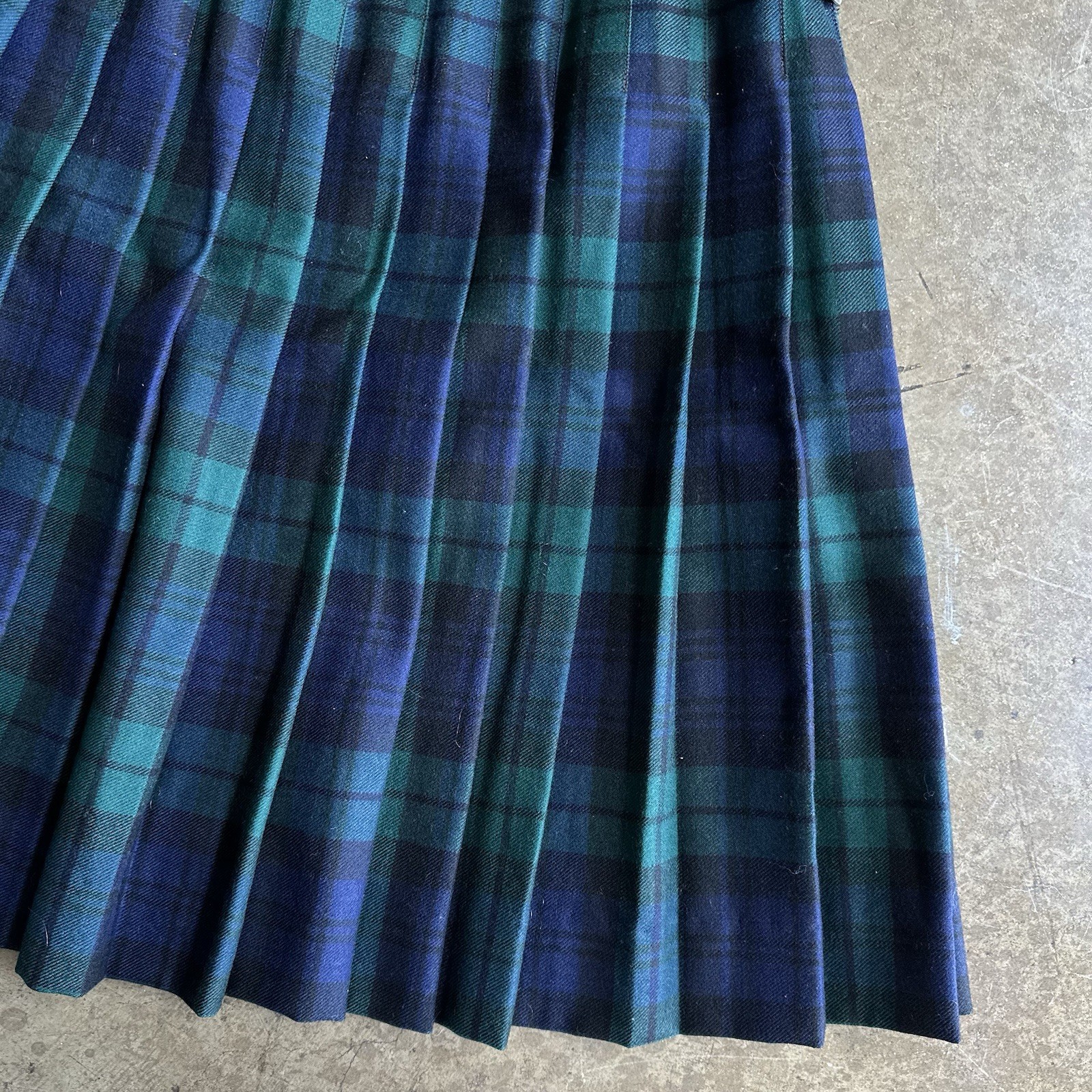 Vtg Hector Russel 100% Wool Adjustable-Waist Plaid Tartan Scotland Kilt – 26×26