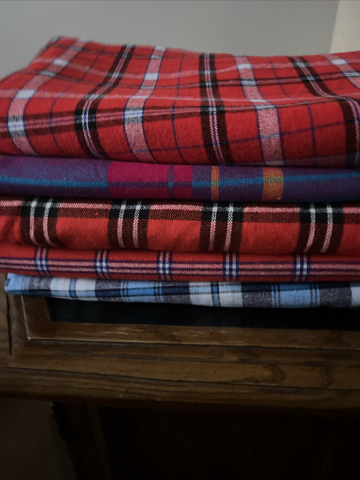 Maasai Shuka Blanket Red and Black African Masai Shawl Scarf Tablecloth