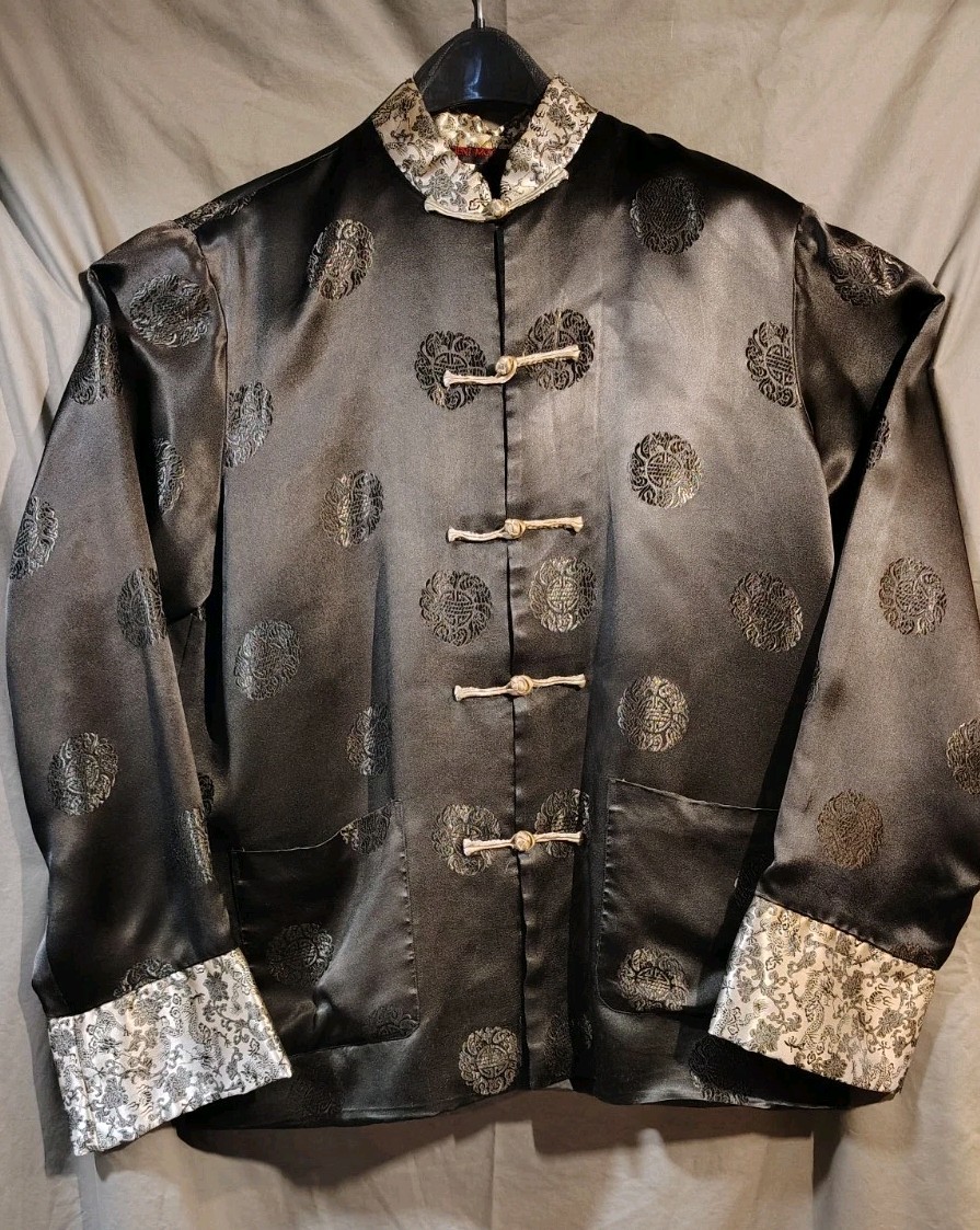 Oriental Tai Chi Kung Fu Chinese Jacket, Black Brocade Frog Closure XL READ Desc