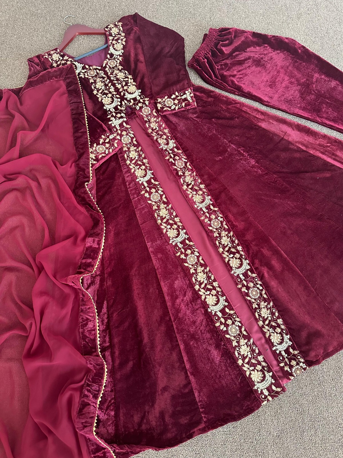 GOWN SALWAR KAMEEZ PAKISTANI INDIAN WEDDING PARTY WEAR DRESS BOLLYWOOD SUIT NEW