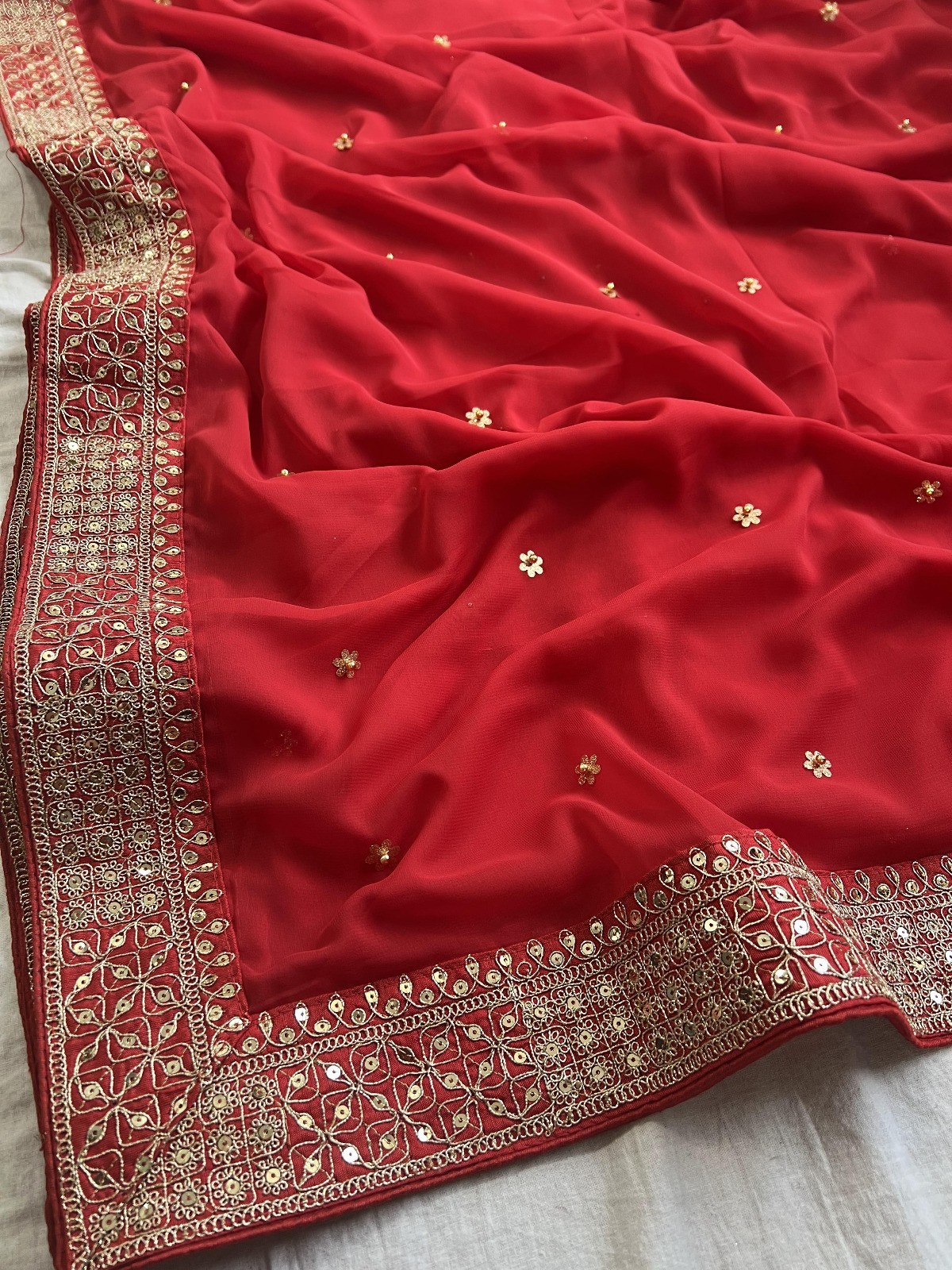 GEORGETTE RED COLOR DORI THREAD SEQUENCE HANDCRAFTED BUTTI WORK SAREE WITH CHOLI