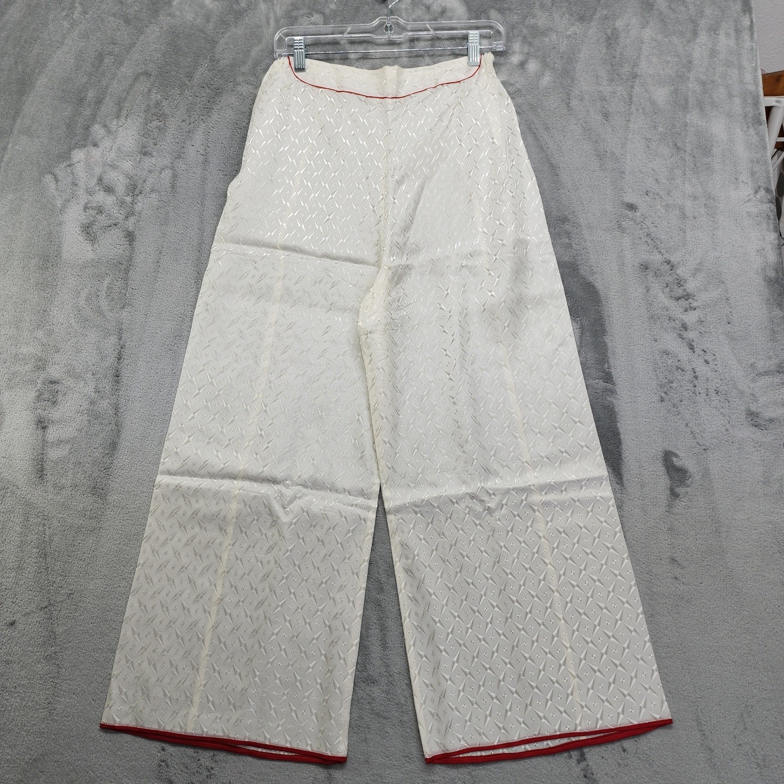 Vintage Asian Pajama Set Size M White Red Silky Satin Jacquard Embroidered Crop