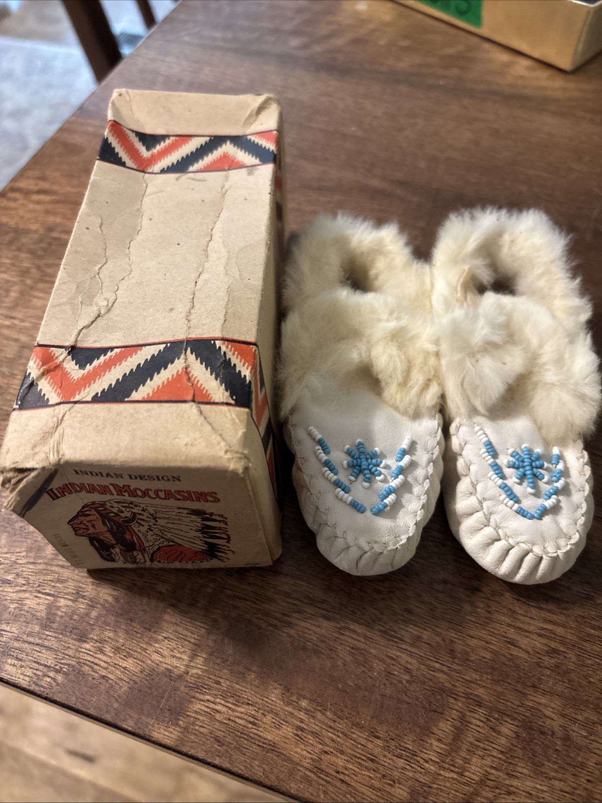 Vtg Native American Moccasins Infant Size, Never Worn, Made in the USA Fur Lined
