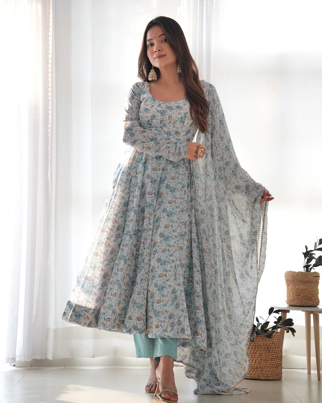 Indian Pakistani Bridesmaid Salwar Kameej Dupatta Three Pc Anarkali Flair Gown