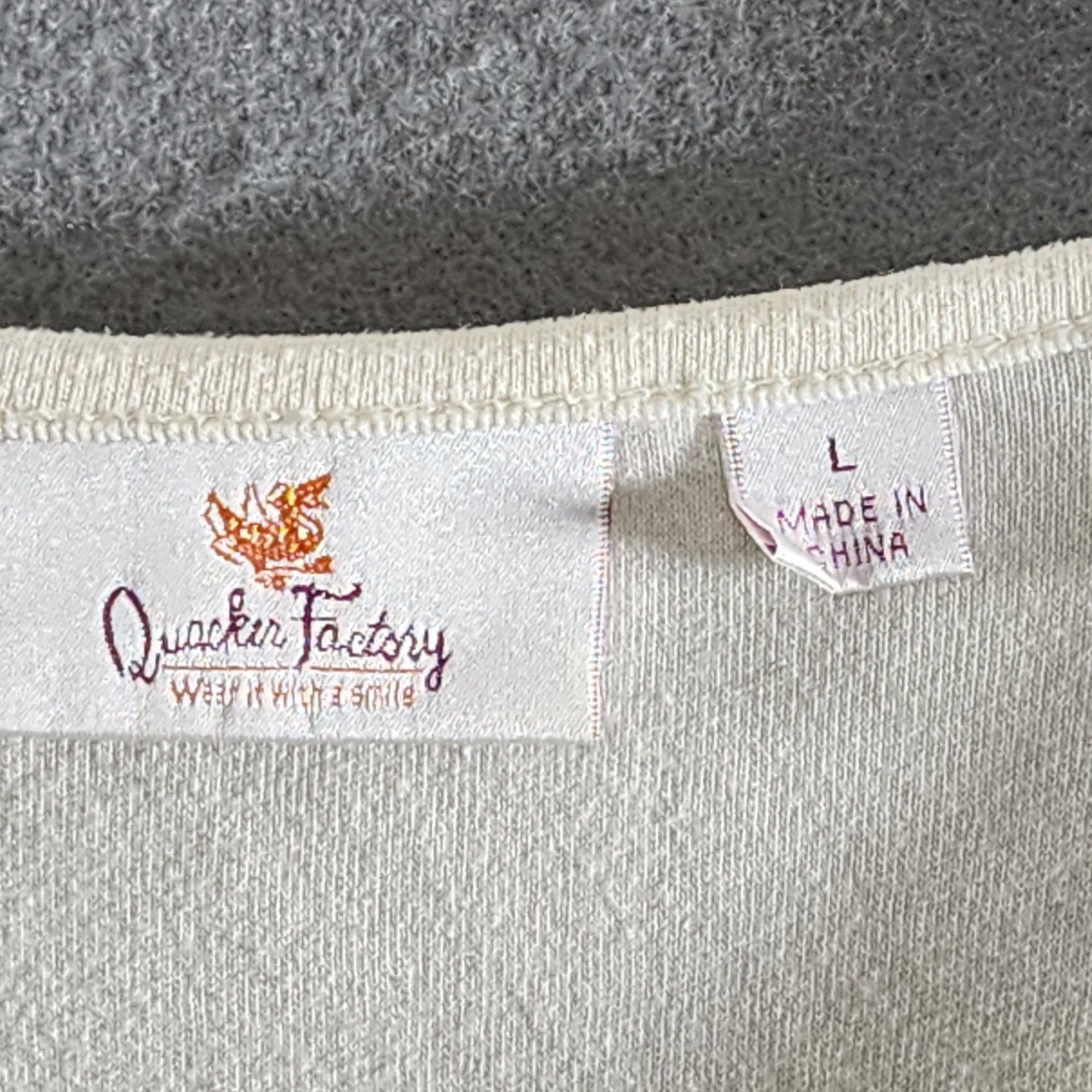Quacker Factory Sz L CHRISTMAS CHURCH Cream Knit Pullover Sweater