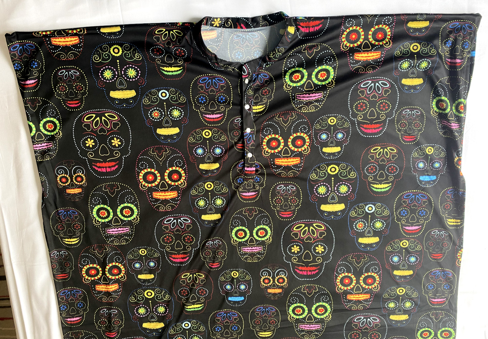 Kaftan Black Skulls Day of the Dead Halloween Skulls Men’s Unisex New Mexico Hip