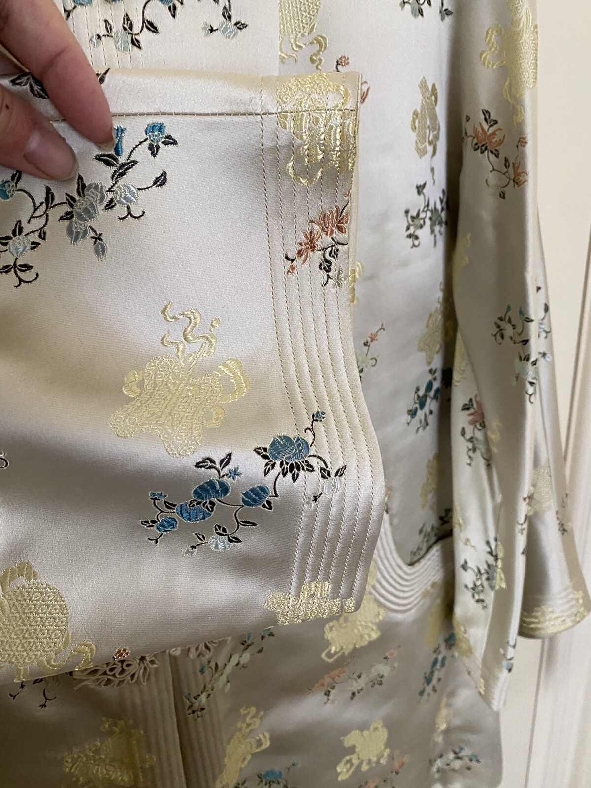 Vintage Dynasty ,Hong Kong, British Crown – Silk Brocade Jacket-Adult (L)