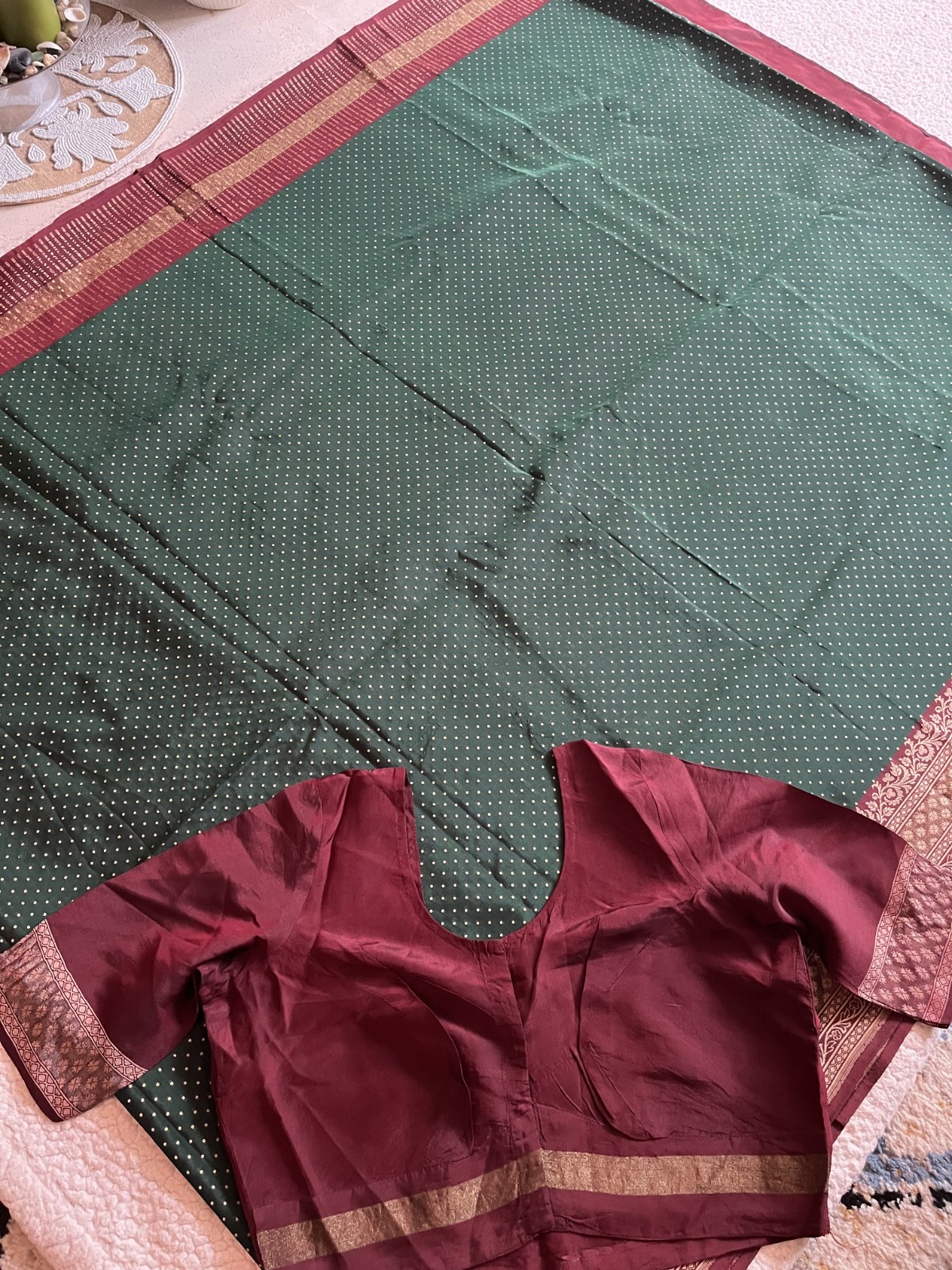 Women Pure Silk Bottle Green & Wine Banarasi Saree with Zari Butis & Blouse