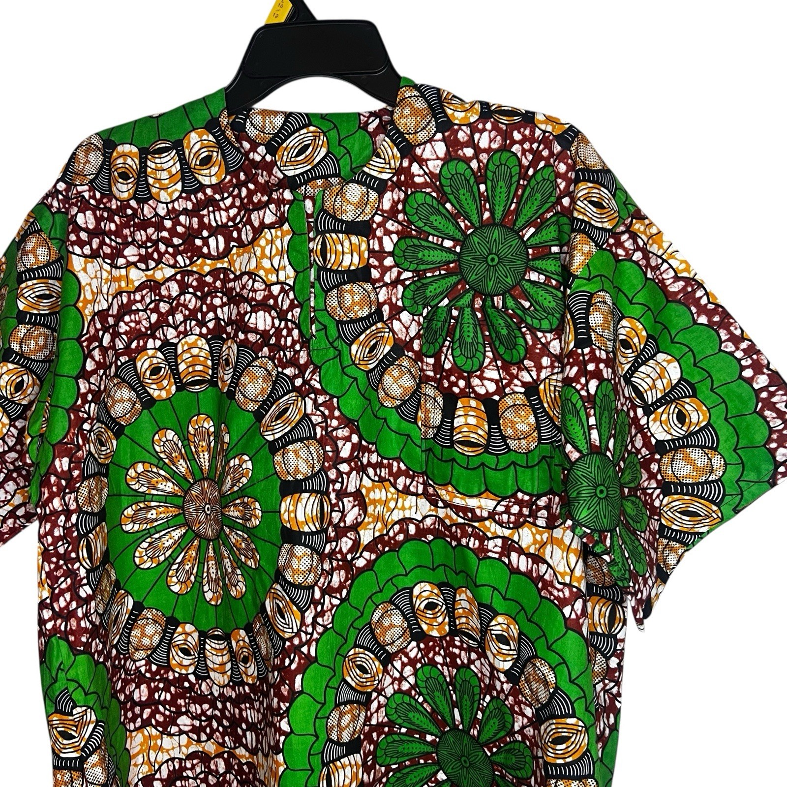 Circular Green, Maroon & Orange Men African Print Short Sleeve Shirt/ Dashiki