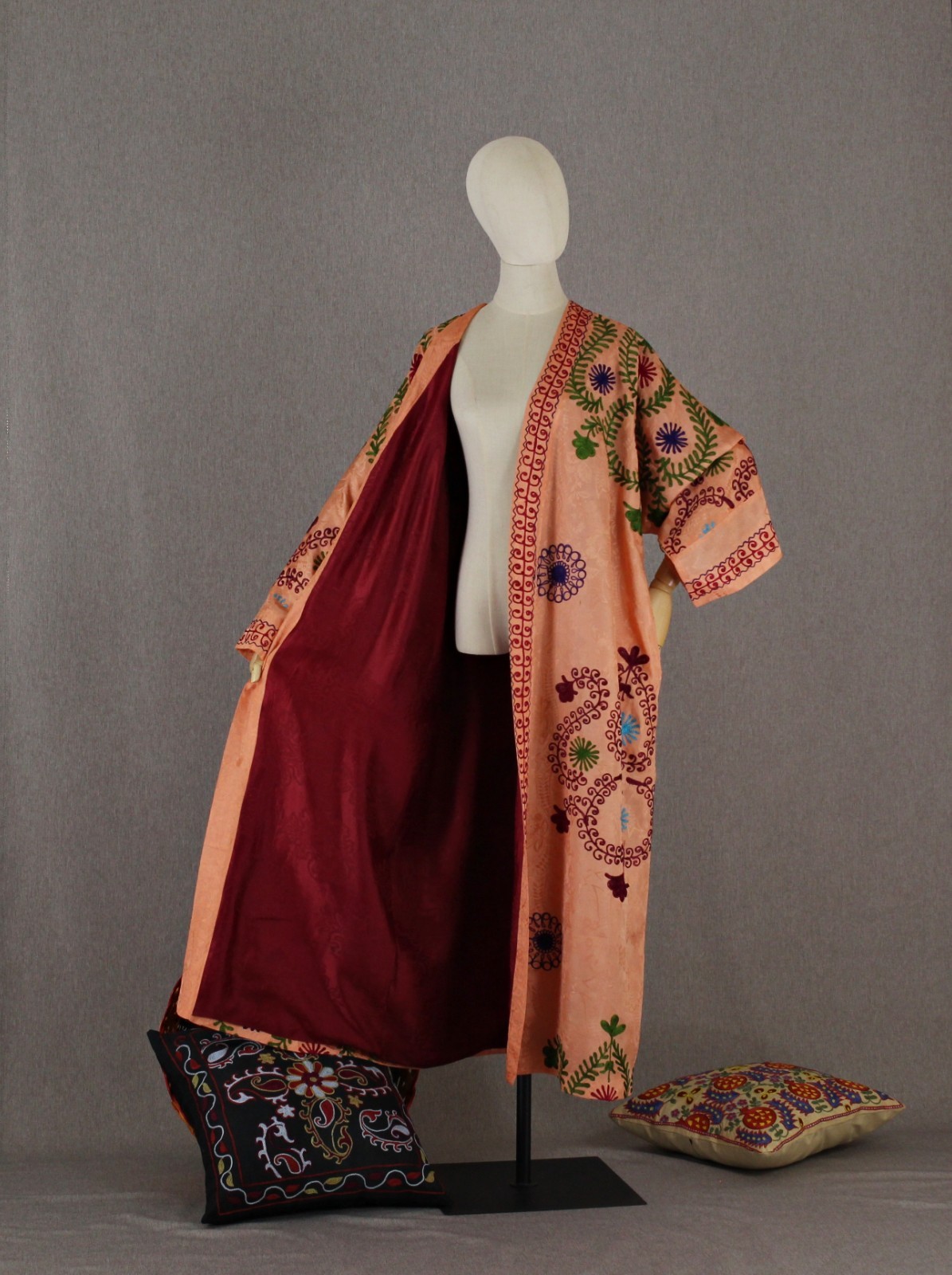 Vintage Uzbek Suzani Chapan Robe Jacket Embroidered OOAK Boho Ethnic Coat Kimono