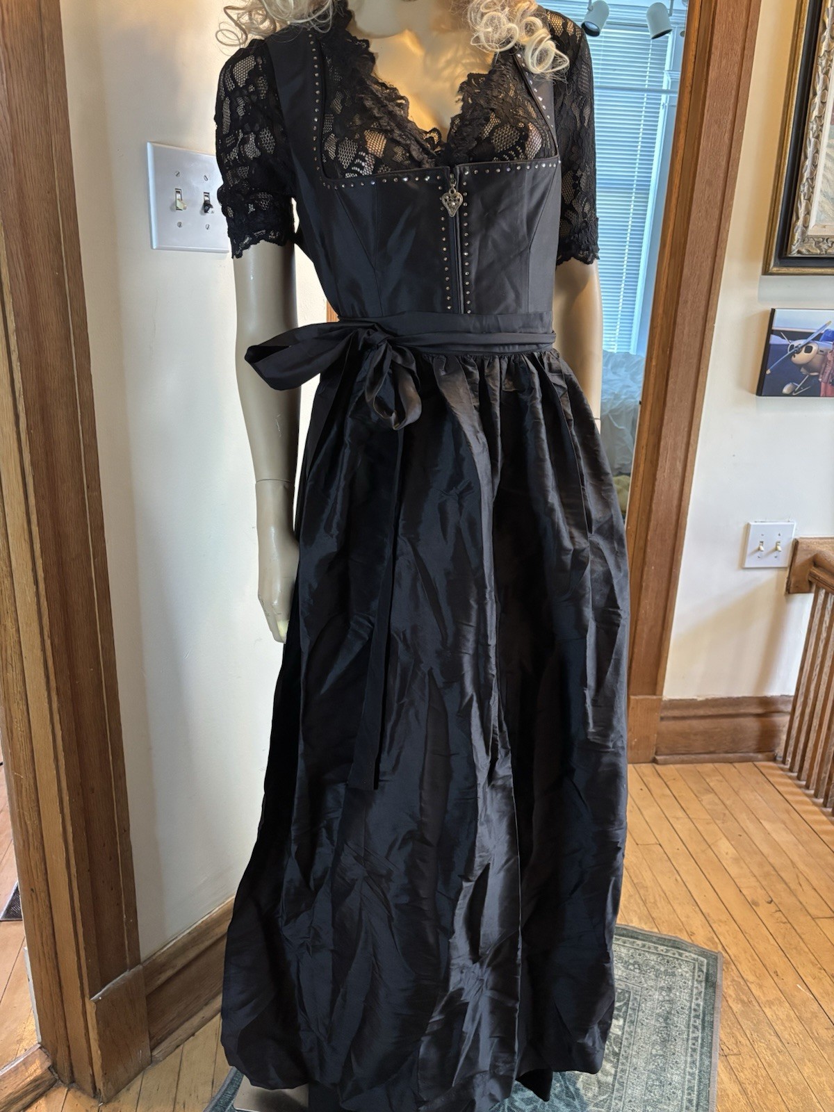 Fuchs Trachtenmoden Black Silk Dirndl Dress Size Large NWOT, Never Worn