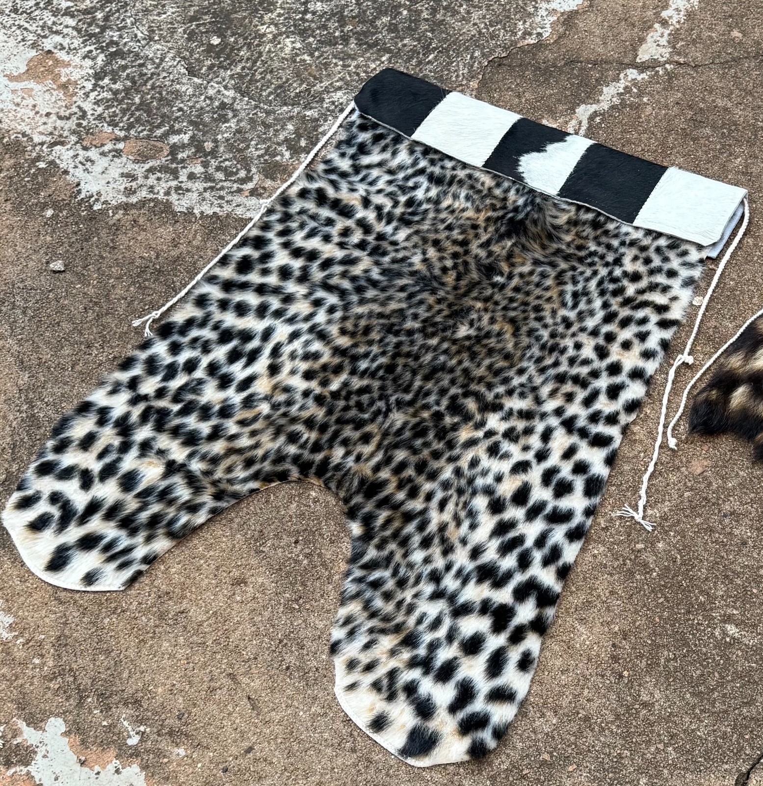 Traditional Zulu Warrior’s Kilt – Ibheshu (Faux Fur)