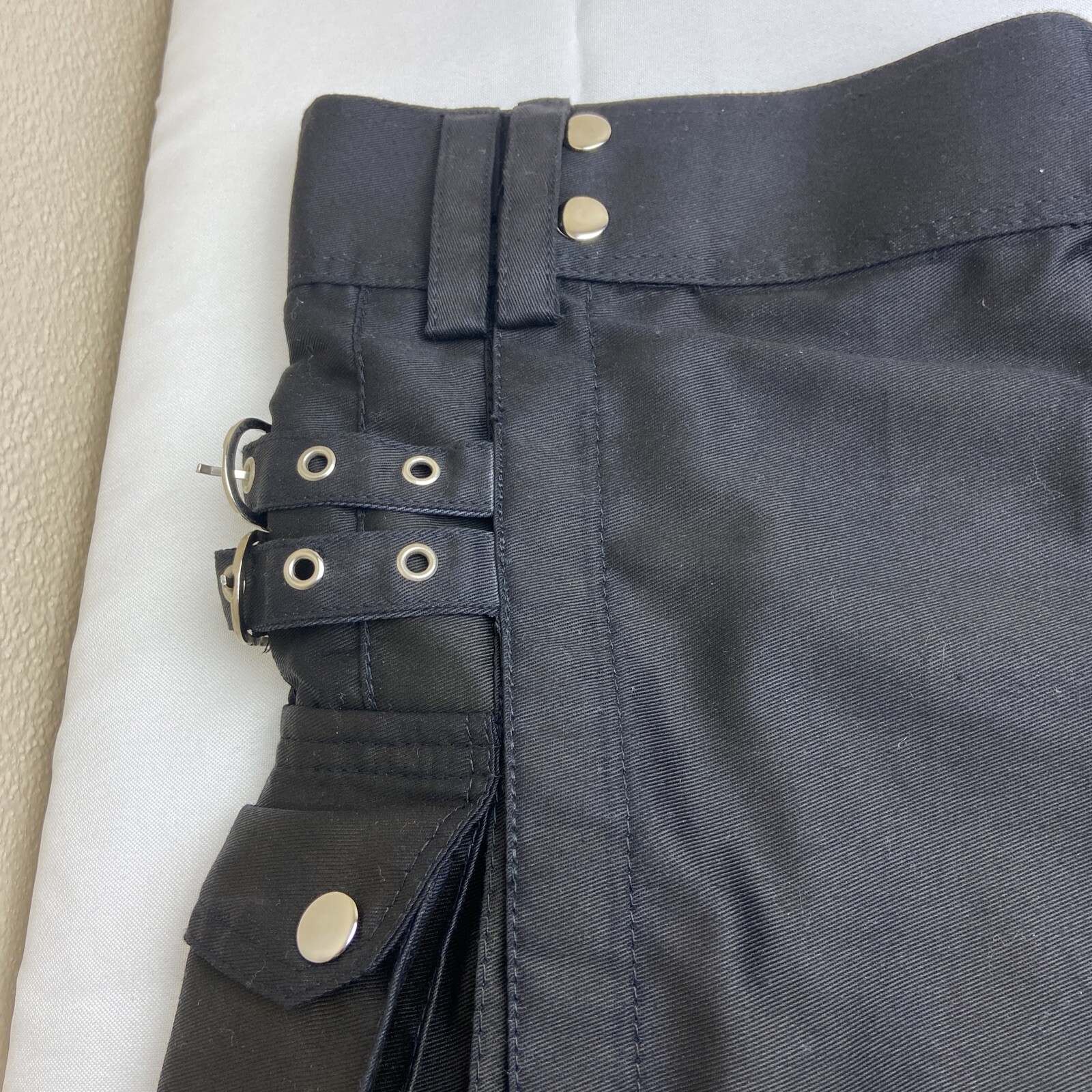 Workman Style Kilt Cargo Pocket Cotton Blend 24 in Length GREAT CONDITION Sz 32