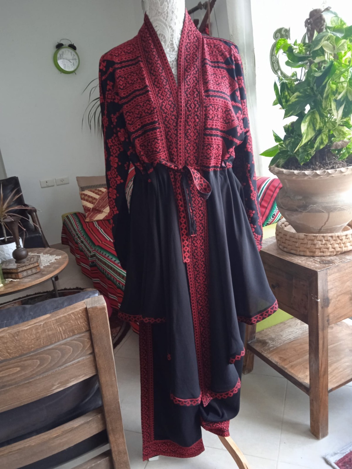 Palestinian Tatreez Embroidery Set – Modern Black & Red Abaya Pant Suit