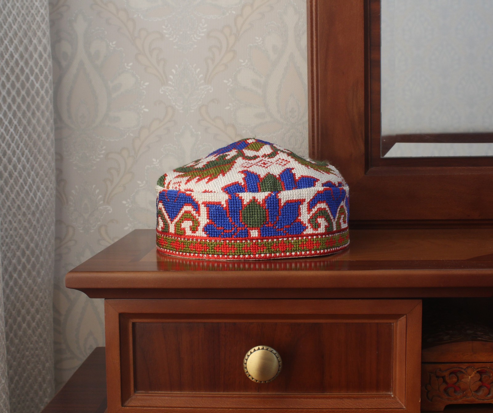 Uzbek skull-cap hat/23.2″/59 cm/Boho ethnic cap/Hand embroidered muslim kufi hat