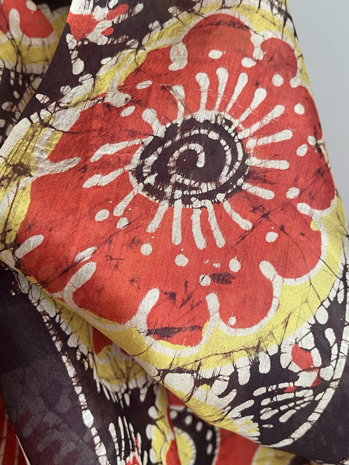 Fabric Red Brown Yellow Ivory 100% Silk Hand Wax Stunning Batik Saree Sari 43″ W