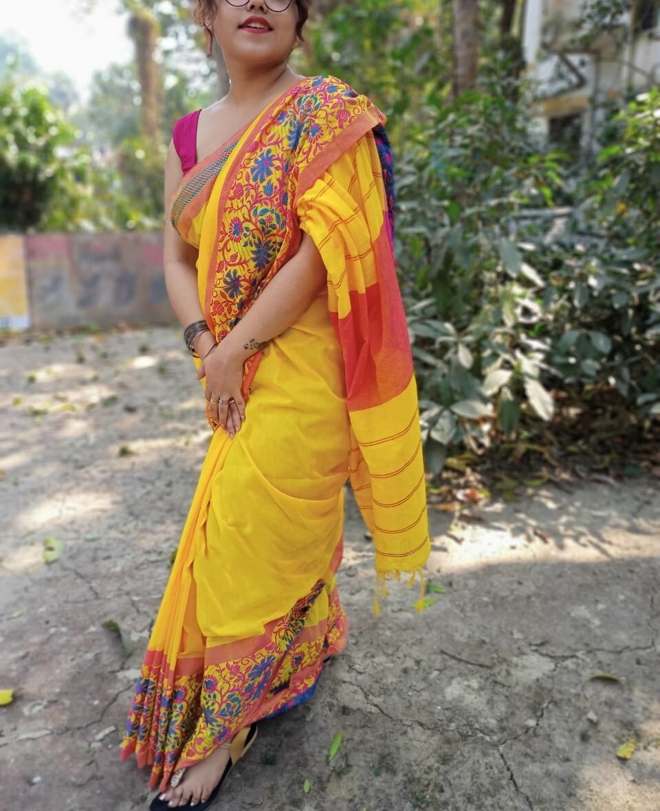 Narayanpet Pure Khadi Cotton Saree Floral Work Handloom Sari With Blouse Piece